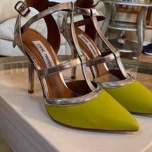Steve Madden 4 inch heal NWT